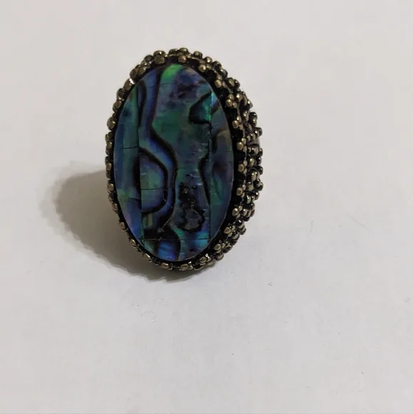 ⭐Abalone Ring with Antique Look⭐ - Picture 3 of 4